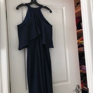 This is a brand new Carmen Marc Valvo navy gown